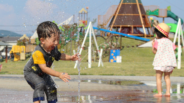 公園での子供たちの見守り